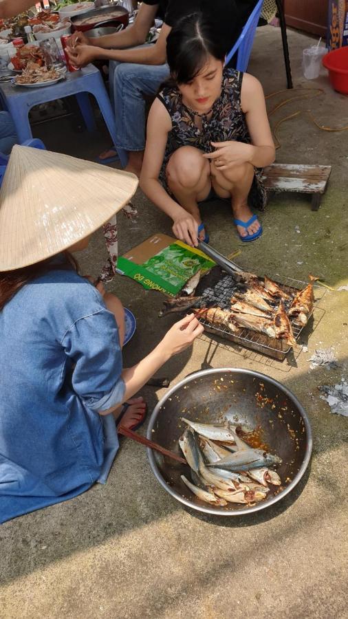 Thuy Hang Motel ลองไห่ ภายนอก รูปภาพ